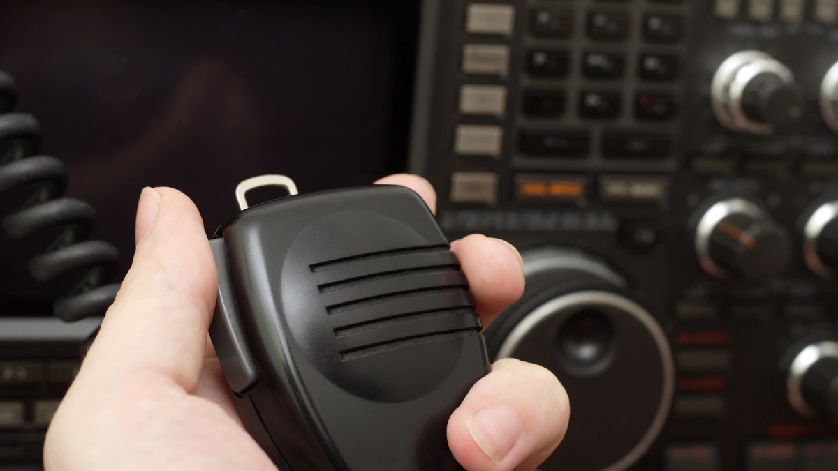 Advantages and Disadvantages of Amateur Radio Transceiver