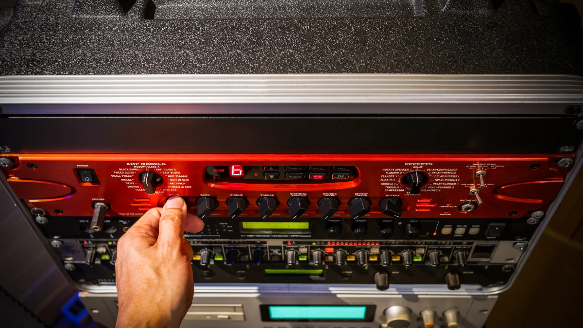 Pre-Amplifier