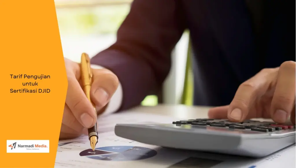 Ilustrasi perhitungan biaya dengan kalkulator dan pencatatan. Ini tarif pengujian untuk sertifikasi DJID.