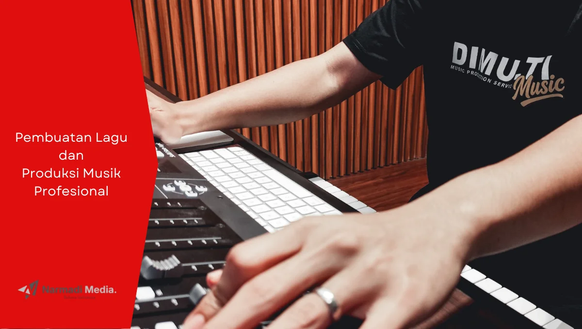 Teknisi Dimulti Music melakukan pembuatan lagu dan produksi musik.