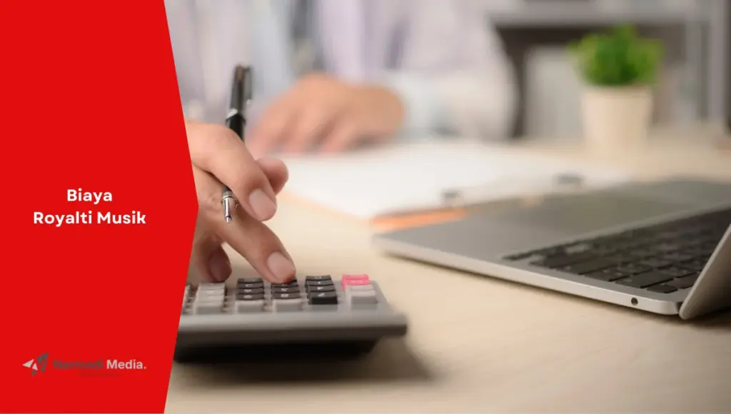 Ilustrasi perhitungan biaya royalti musik menggunakan kalkulator.